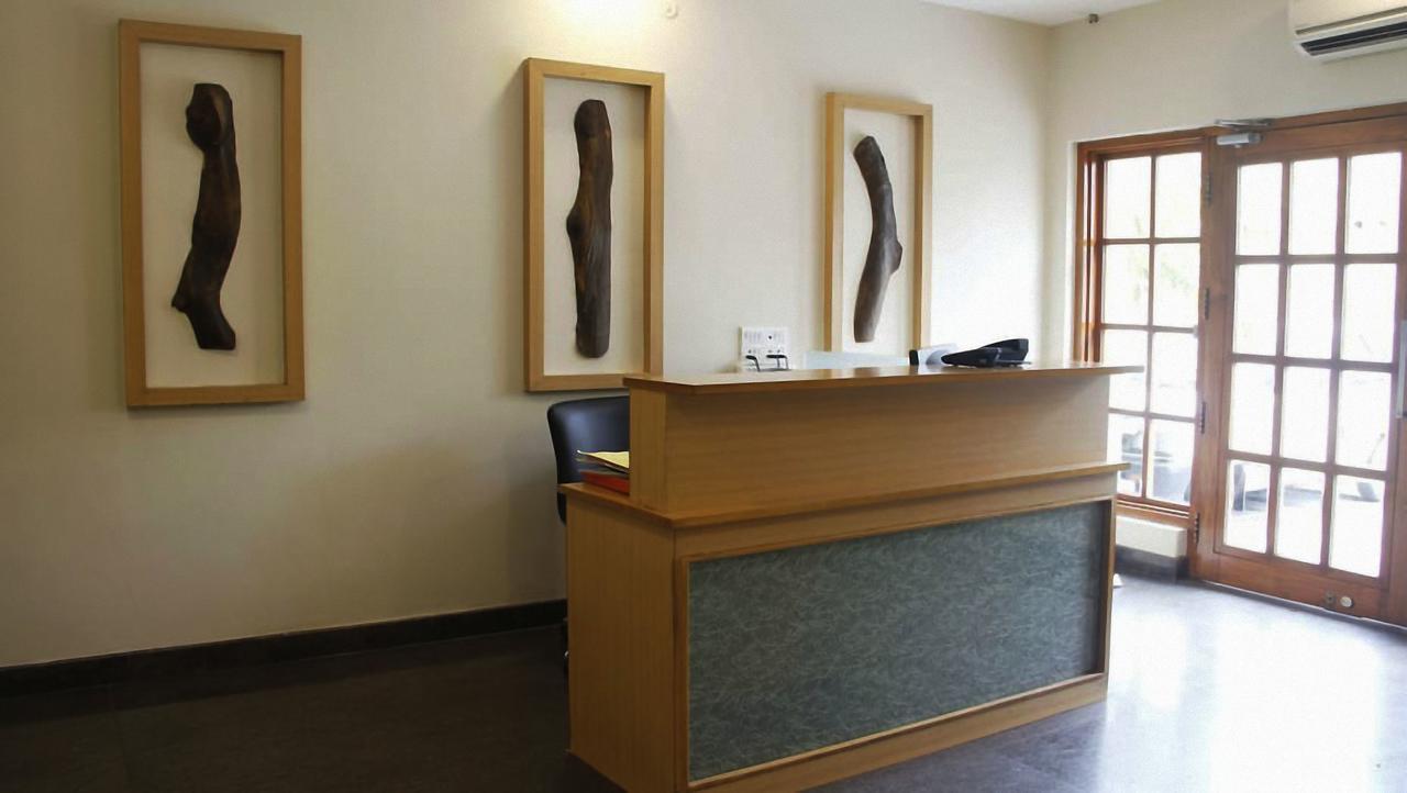 Classic Luxury Service Apartments ヴィシャーカパトナム エクステリア 写真